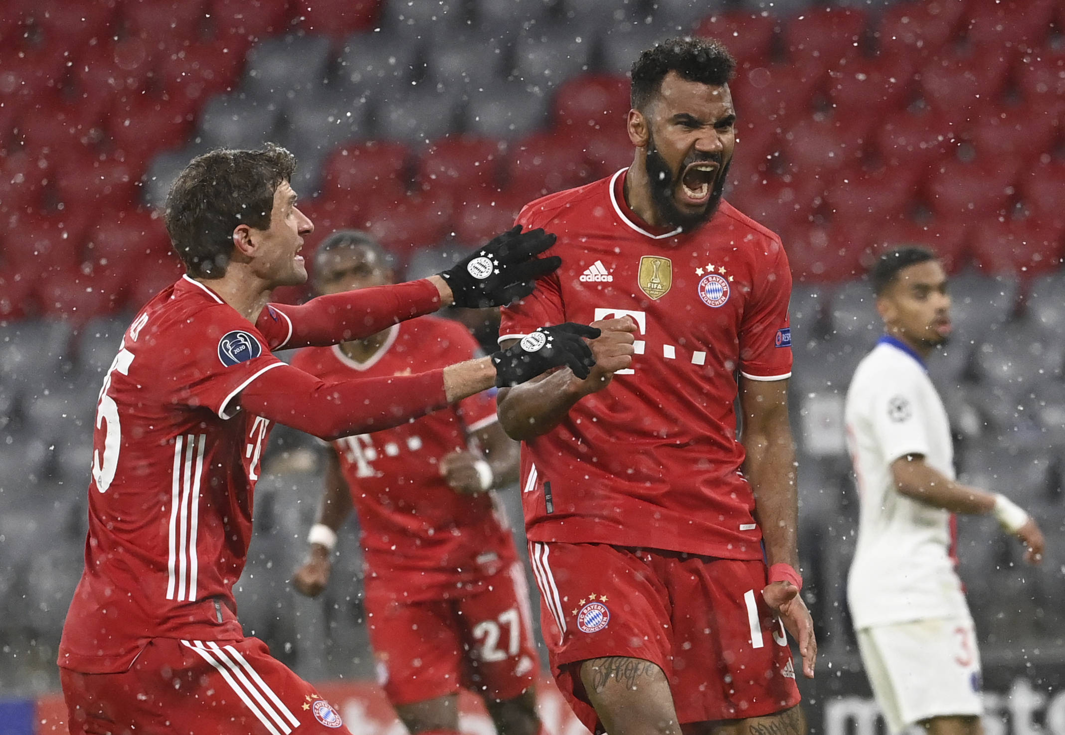 勇士队依然看好安东尼·戴维斯交易，但具体方案尚不明朗