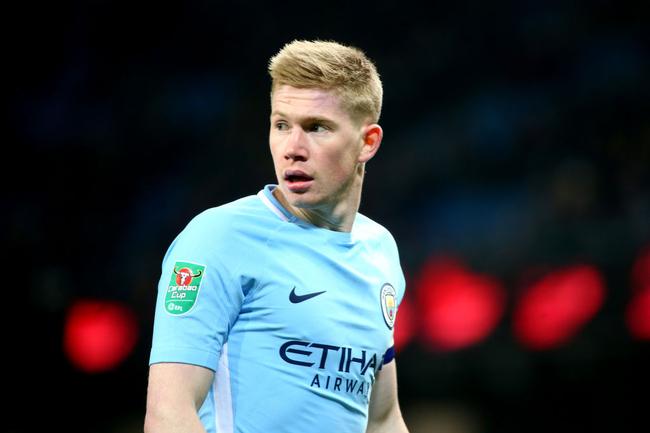 《赛马娘》玩偶惊现人耳？官方向粉丝致歉退款或退换