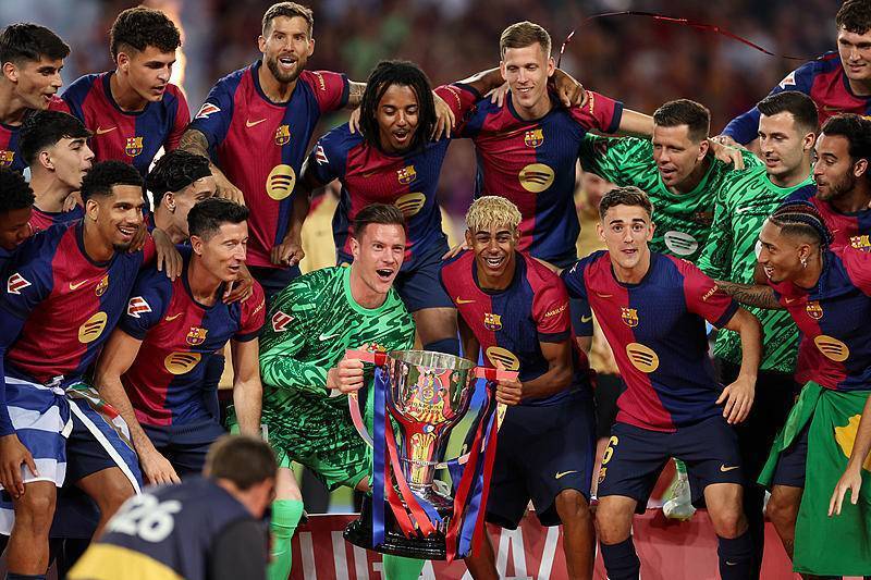 小雷：如果索尔斯克亚真那么厉害，为何离开曼联找不到工作？