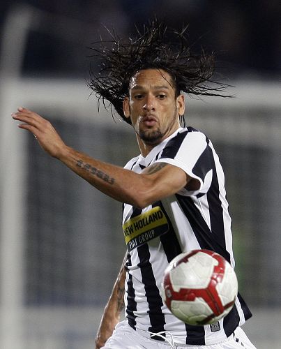 解雇阿莫林后，曼联将士誓言争夺欧冠资格