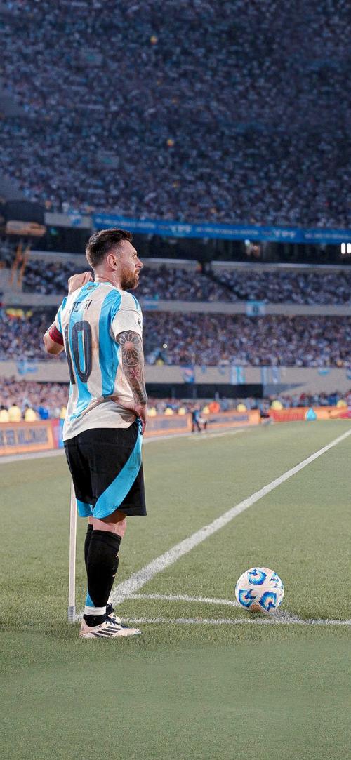 LPL又一概念神诞生！拿五杀如喝水独占LPL史一，赛后采访成亮点