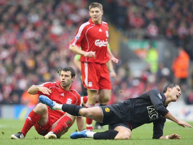 羽毛球：国羽全队备战全英赛