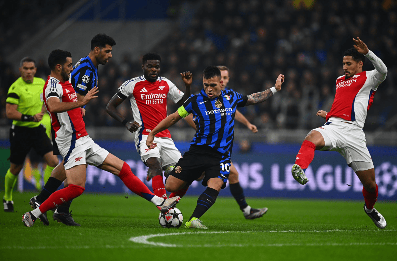 警惕憎恶智能！《战锤》发行商GW财报明确“禁AI”