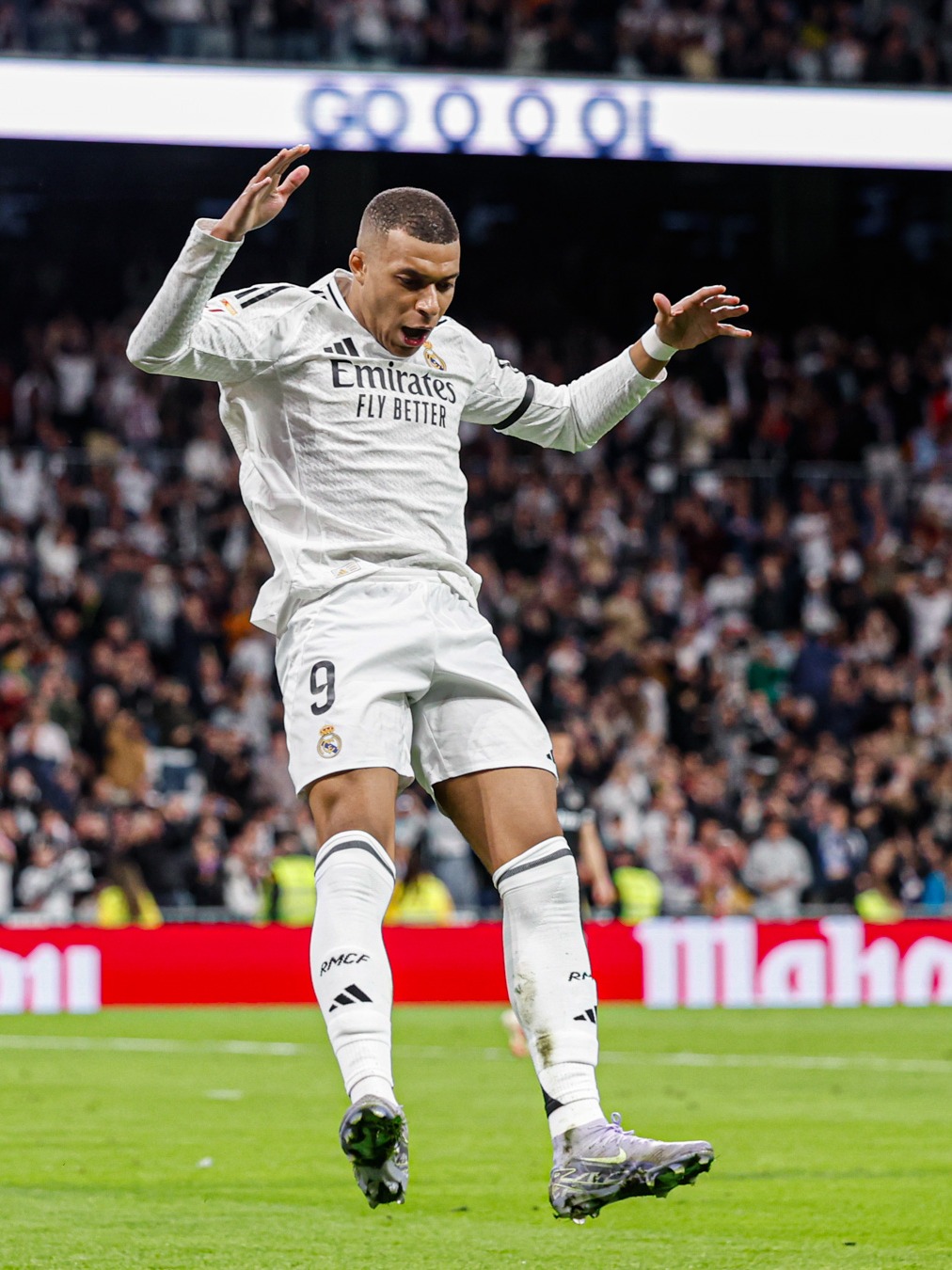 80分钟丢球全场2射正 罗马0-1阿尔克马尔无缘直通